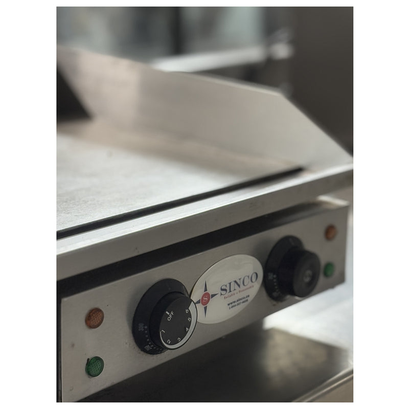 Omcan - Electric Stainless Steel Griddle with 29" Smooth Surface FOR02199