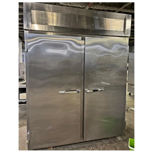 Double Door Bakery Cooler Roll In Used FOR01779