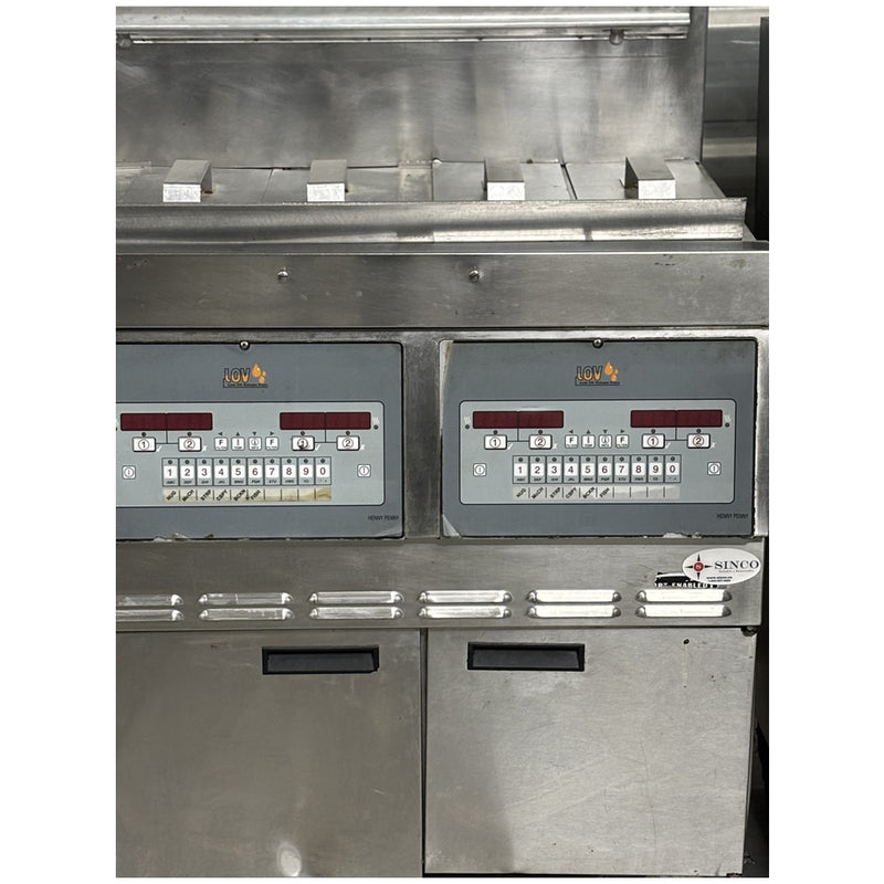 Henny Penny Fryer Natural Gas Built in Filtration 300,000BTU Used, FOR