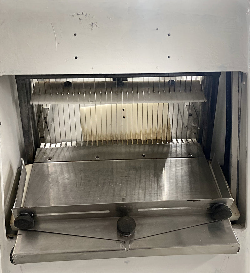 Oliver Bread Slicer Used FOR01608