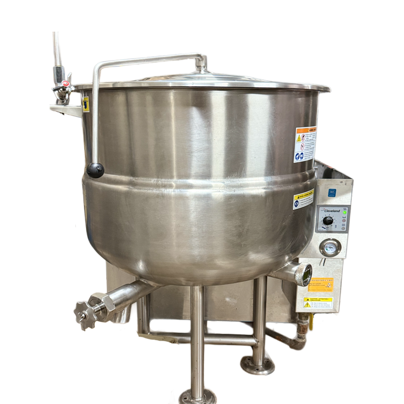 Cleveland KGL-40 Natural Gas 40 Gallon Stationary 2/3 Steam Jacketed Kettle 140,000 BTU Used FOR02283
