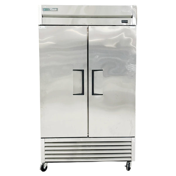 True T-43-C 47" Solid 2-Door Reach-In Refrigerator Used FOR02291