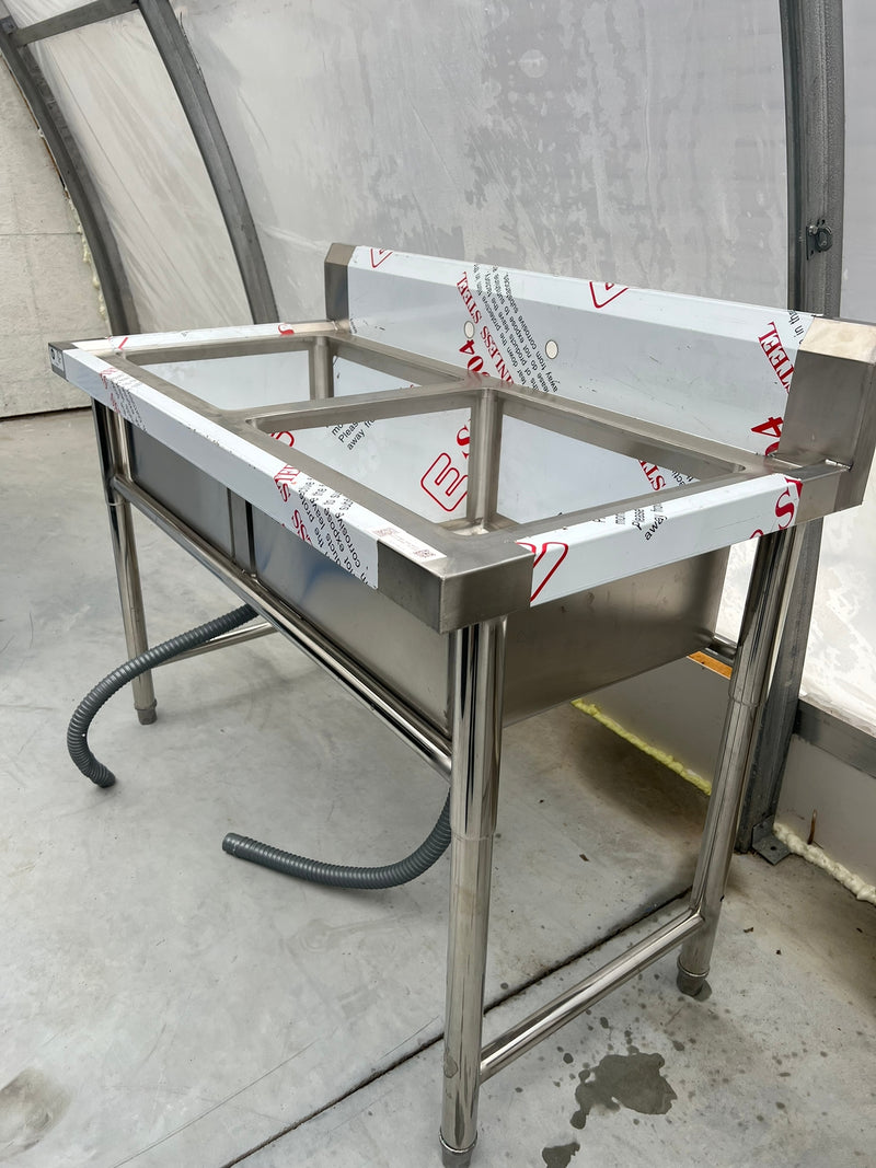47'' CHEF Two Tub Sink with Centre Draina & No Drainboard CH-2004