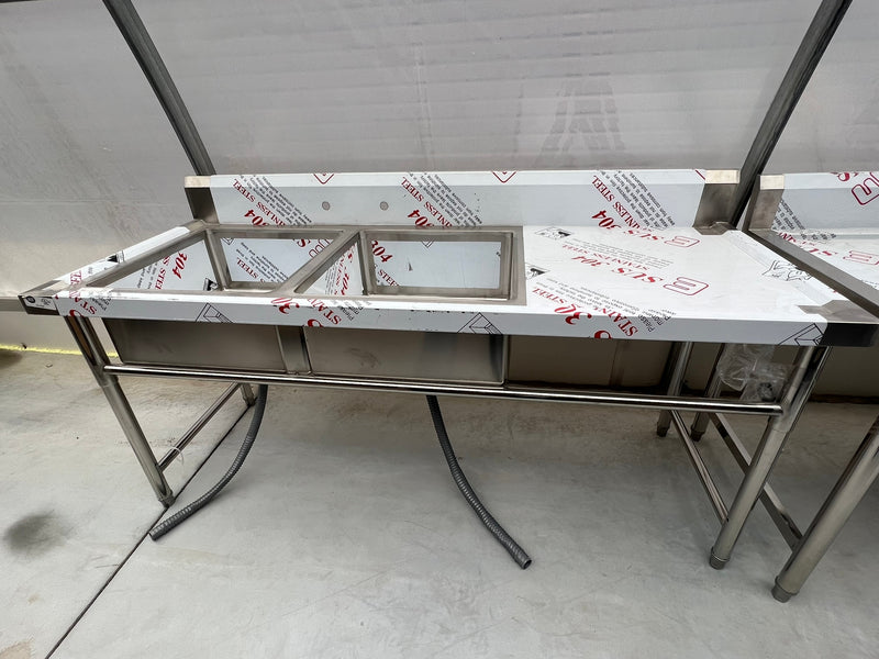 71'' CHEF Two Tub Sink with Centre Drain & Right Drainboard CH-2024